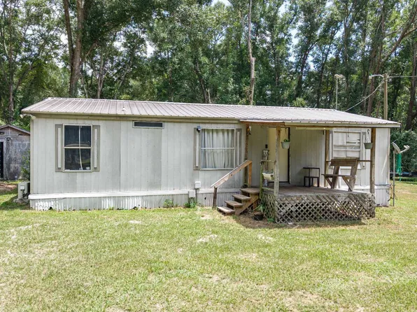 290 SE Maid Marion Ln, High Springs, FL 32643