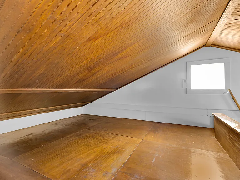 312 Catherine St — Photo 15