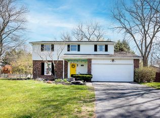 11834 Kennington Sq E, Pickerington, OH