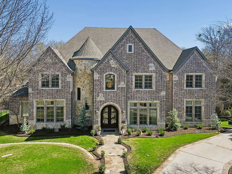 1st image of 509 Park Lake Dr