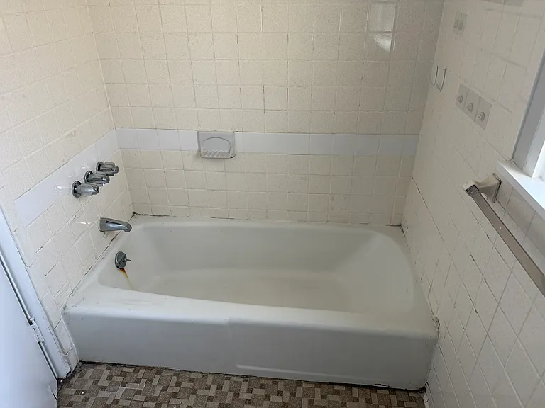7 McAllister Ave #2 — Photo 12