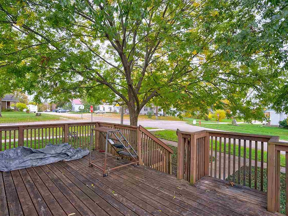 504 Lincoln St, Ainsworth, IA 52201 MLS 202305618 Zillow