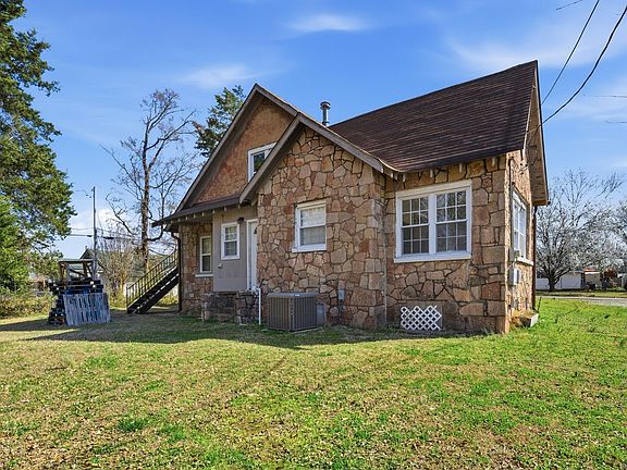 5th image of 115 Florida Ave N