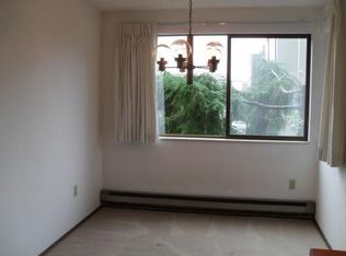 2755 NW 85th St APT 1, Seattle, WA 98117