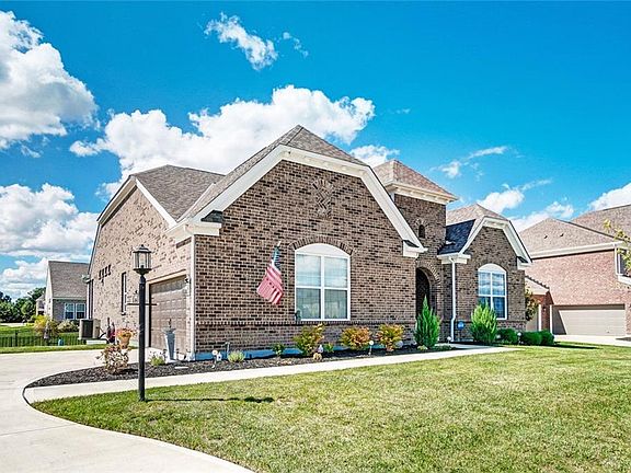 3rd image of 9514 Flatrock Dr