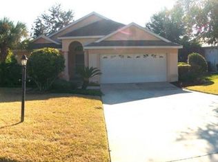 39916 Bayview Dr, Lady Lake, FL 32159