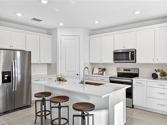 7th image of this home