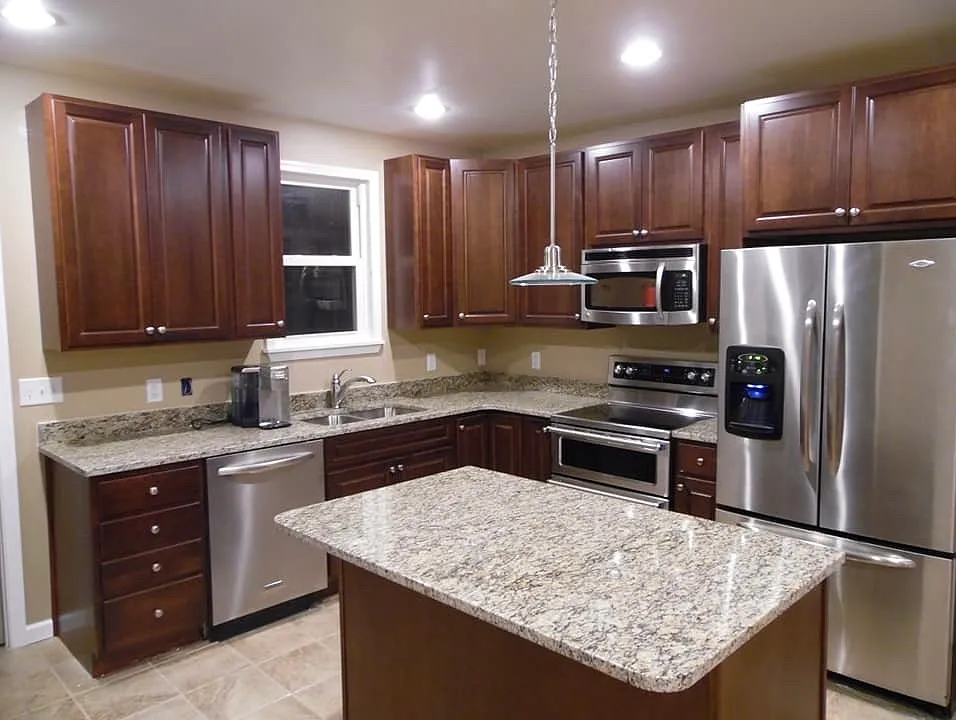 4 bed, 2.5 bath, 2263 sqft, $1,525 — Photo 4