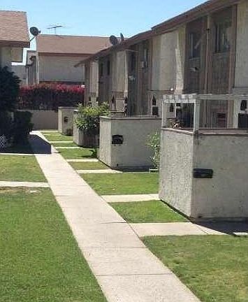 4th image of 13126 Dronfield Ave