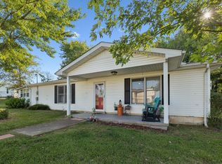4901 Highway 52 W, Lafayette, TN 37083