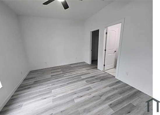253 Hallmark Ave — Photo 12