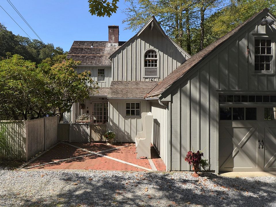 99 Book Hill Road