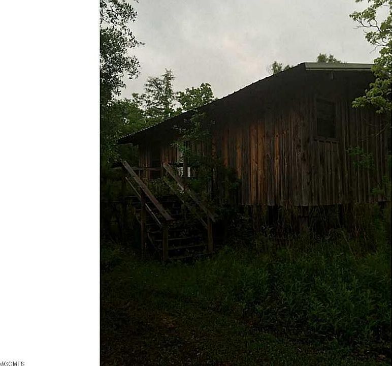 2nd image of 6340 Bayou Lacroix Rd