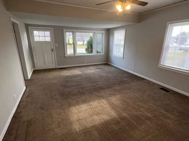 900 Hercules Ave — Photo 3