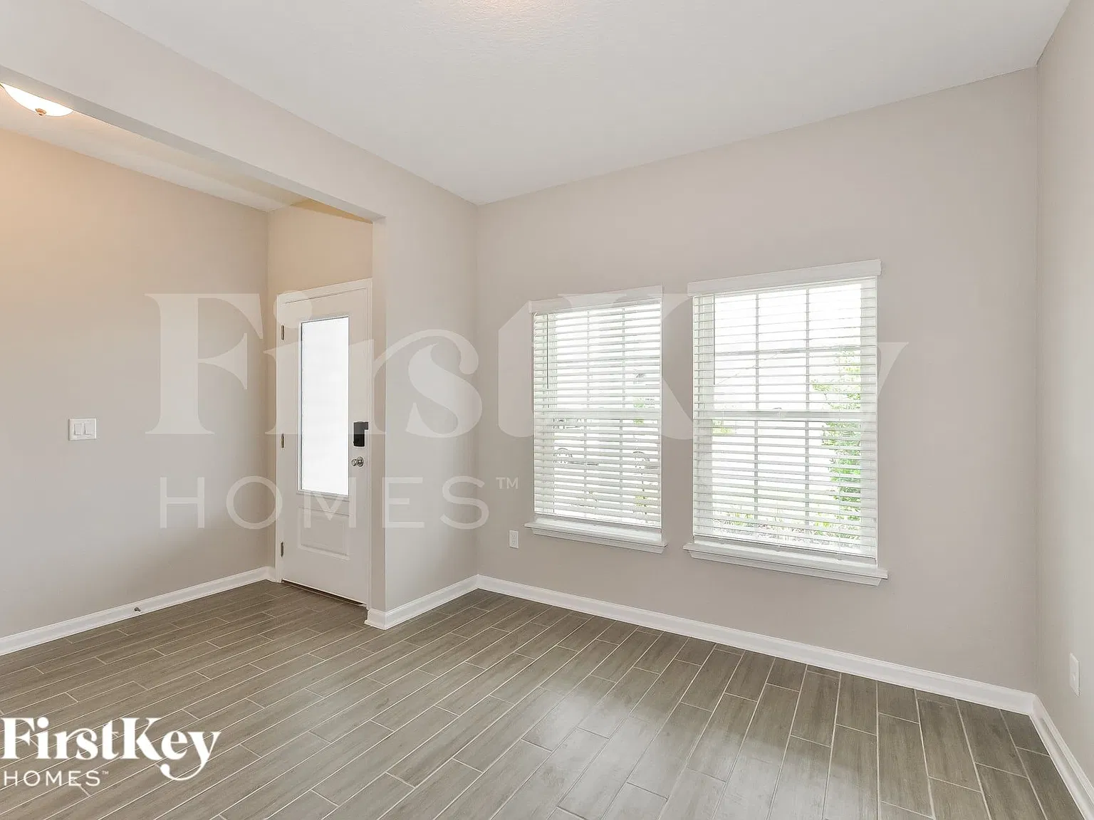 3 bed, 2.0 bath, 1753 sqft, $2,690 — Photo 4