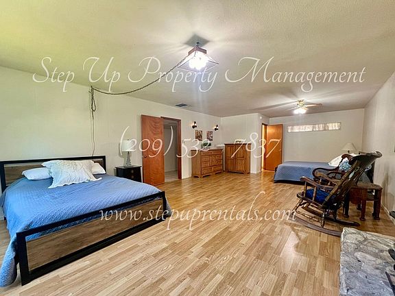 5th image of 18081 Bonanza Dr