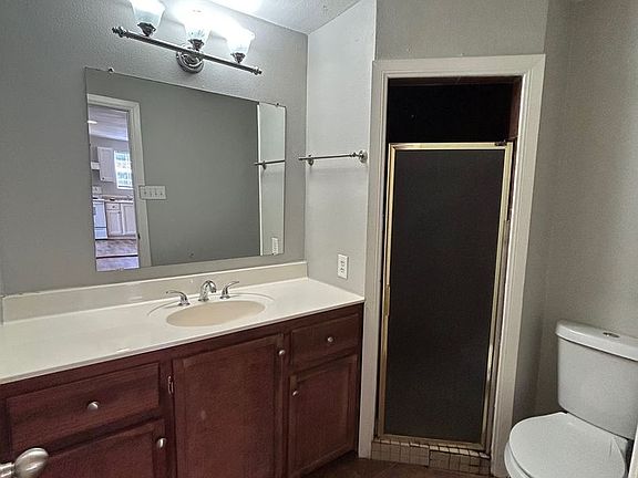 3rd image of 1724 Morrow Ave #D