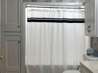 411 Scott St, Crown Point, IN 46307