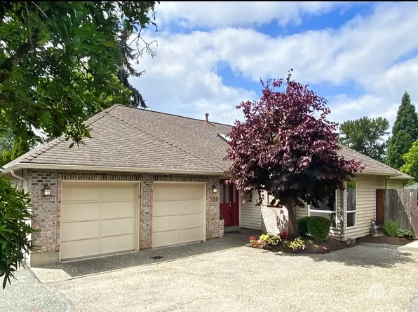 226 18th Avenue, Kirkland, WA 98033