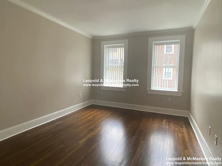22 Short St #2 — Photo 2