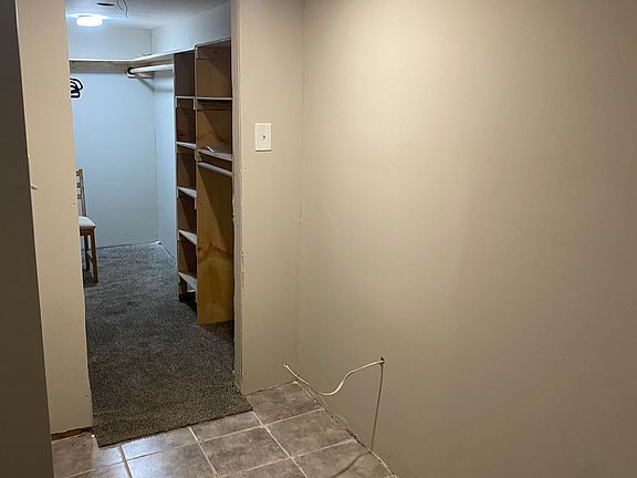 2nd image of 4219 E Roosevelt Blvd #1