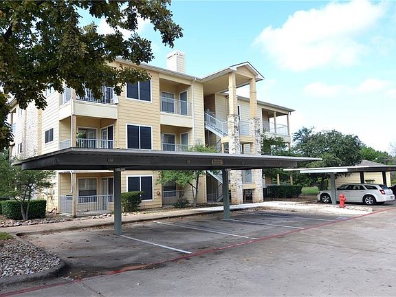 3rd image of 2320 Gracy Farms Ln APT 232