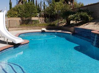 2800 Caruso Ln, Lancaster, CA 93536