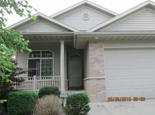 857 Tipperary Rd, Iowa City, IA 52246