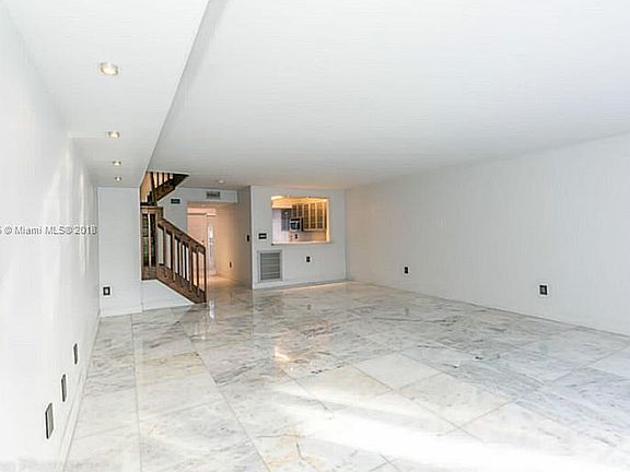 2nd image of 20938 NE 37th Ct #1