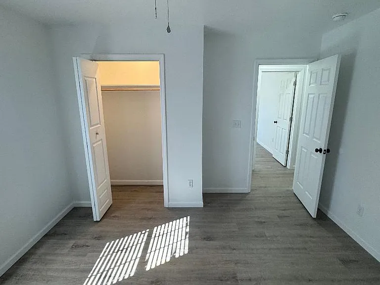 13884 S 303rd Ave — Photo 5