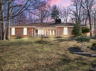 1127 Forest Spring Dr, Saint Charles, MO