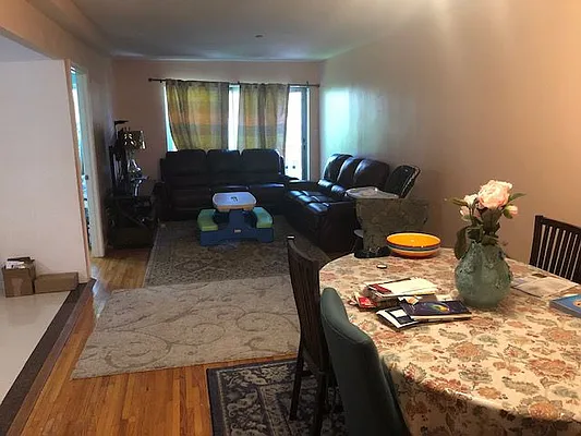 Rented by 18 REALTY | media 8