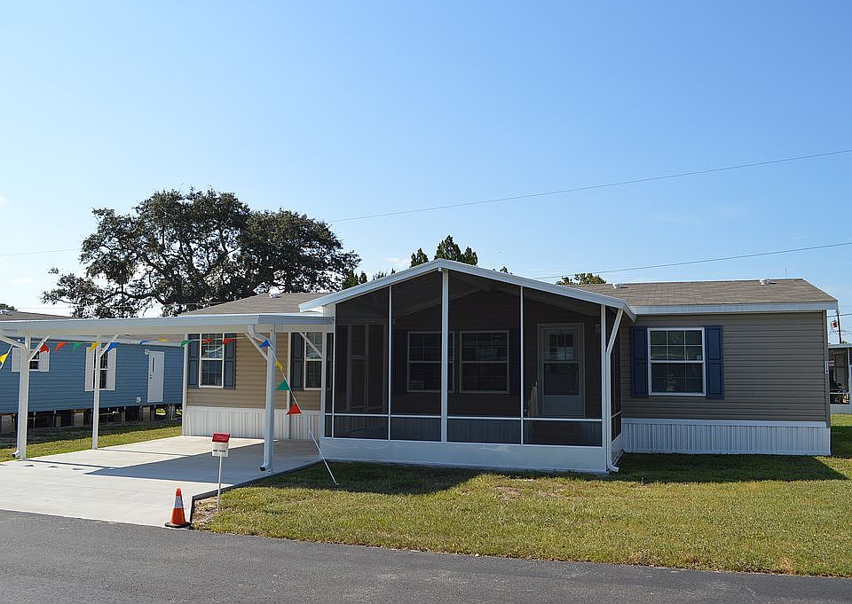 1st image of 114 Sunnybrook Cir S