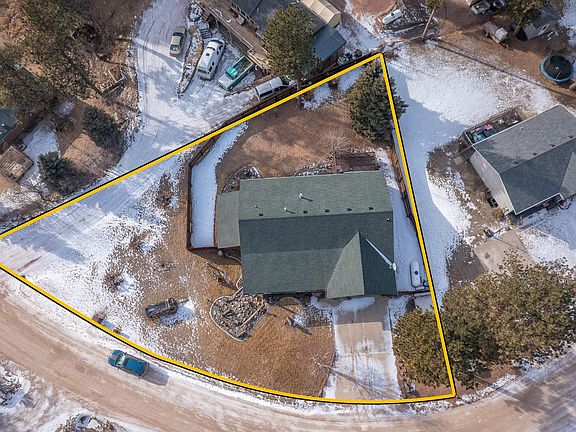 2nd image of 369 Deegan Dr