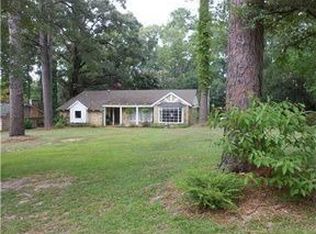 115 Comanche Dr, Pineville, LA 71360