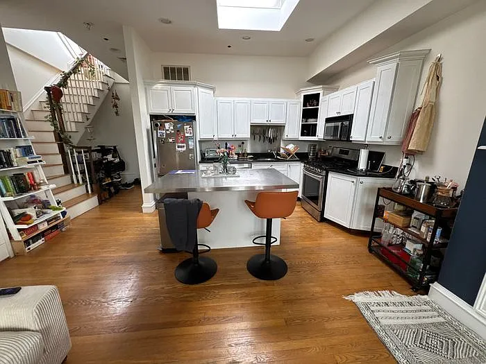 476 Massachusetts Ave #5 — Photo 4