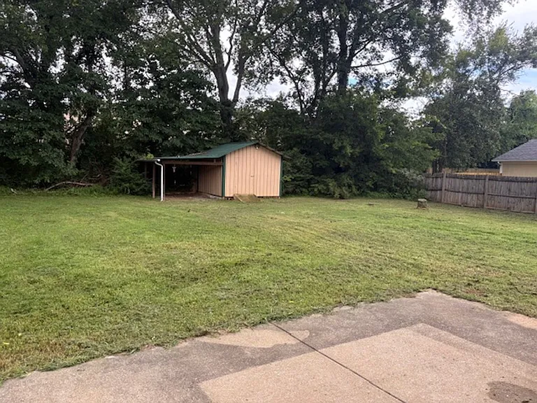 2104 Split Rail Rd — Photo 20