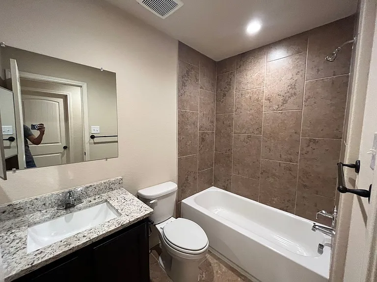 6427 Luglio Ln #103 — Photo 25