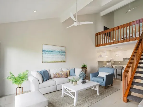 70 EMERALD WOODS DR #K10, NAPLES, FL 34108