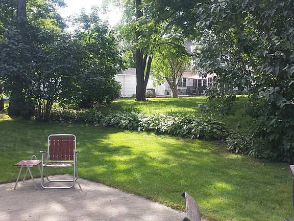 3rd image of 120 9th Ave