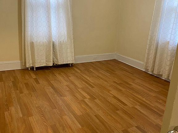 2nd image of 329 Buel Ave Floor 2