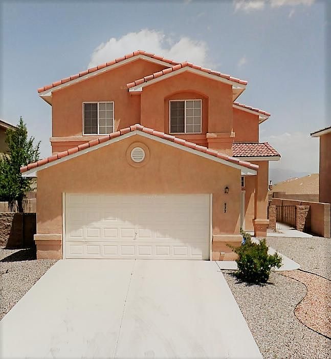 1st image of 932 Tumulus Dr NW