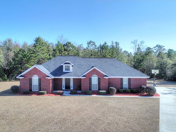 3rd image of 119 Oakwood Ct