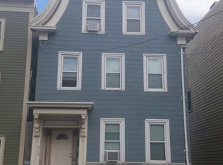 212 W 7th St #1, South Boston, MA 02127