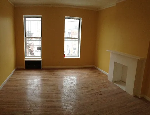 Rented by Full Time Management | media 28