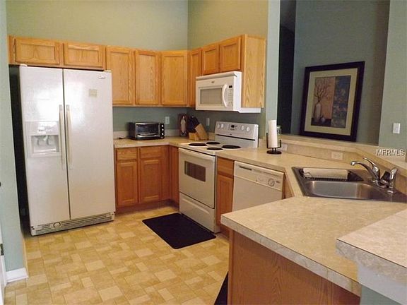 3rd image of 6765 Breezy Palm Dr