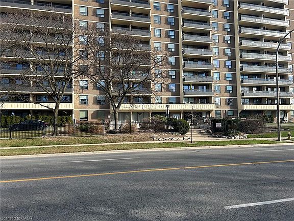 4th image of 511 The West Mall #1112