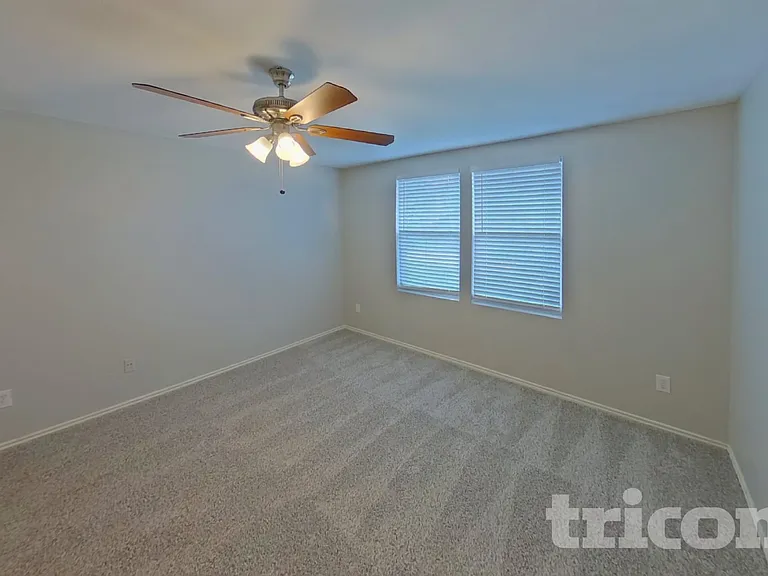 2749 Ingram Cir — Photo 8