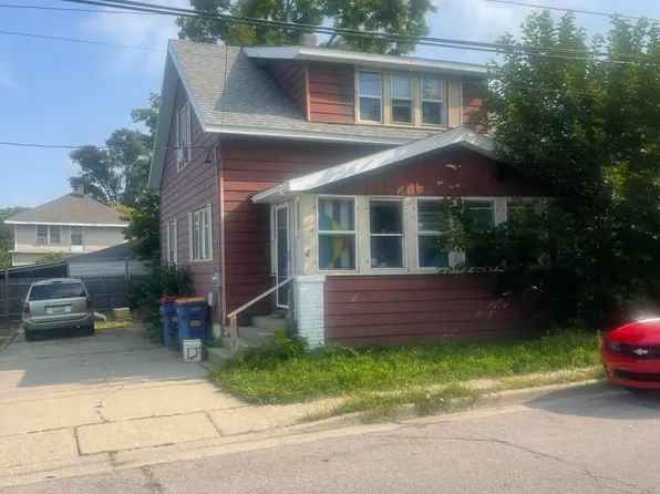 527 Cordelia St SW, Grand Rapids, MI 49503
