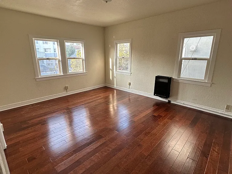 504 S Rampart Blvd #20 — Photo 8